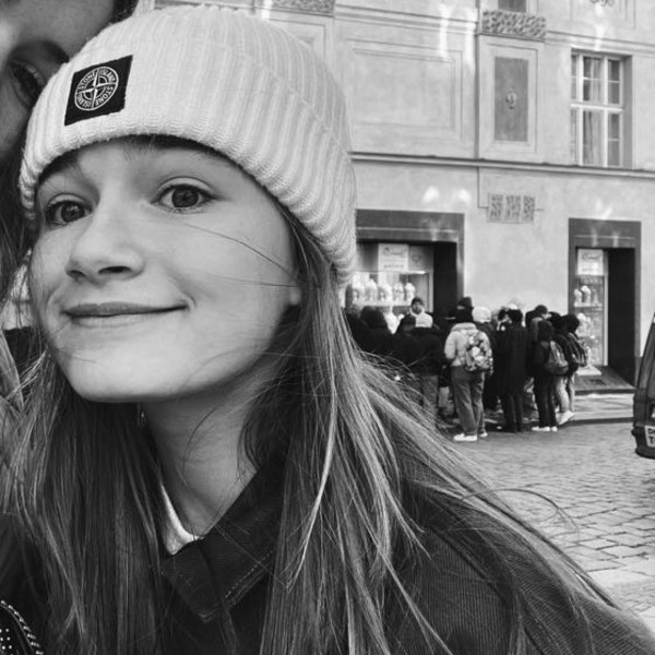 Luna - Prof d'anglais - Schaerbeek