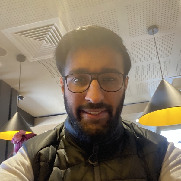 Adeel - Maths tutor - Canberra