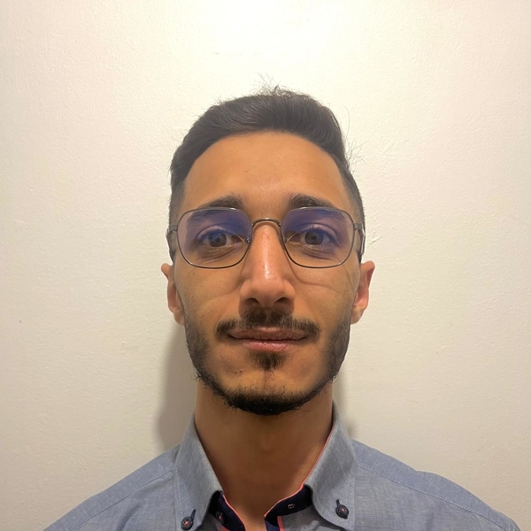 Hassan - Prof de maths - Belfort