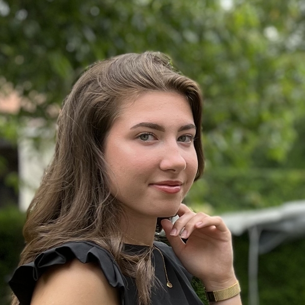 Ines - Prof d'aide aux devoirs - Amiens