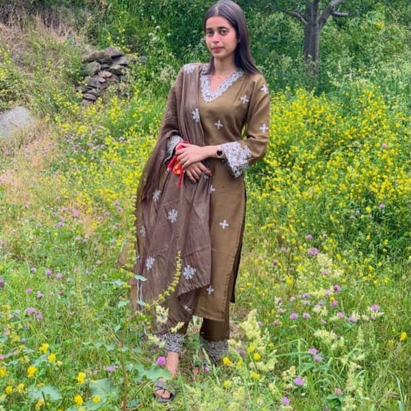 Sneha - English tutor - Jammu