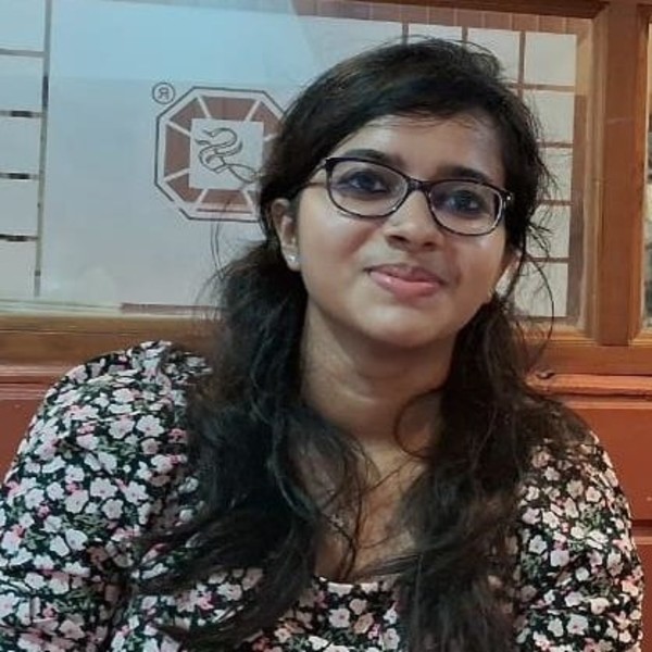 Malavika - English tutor - Ernakulam