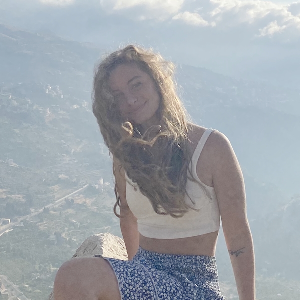 Maria - Prof d'économie - Saint-Étienne