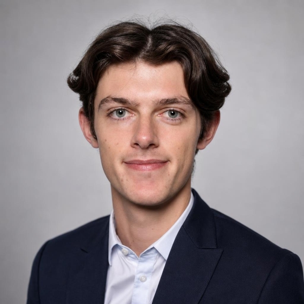 Theo - professeur de mathématiques - Paris 4e