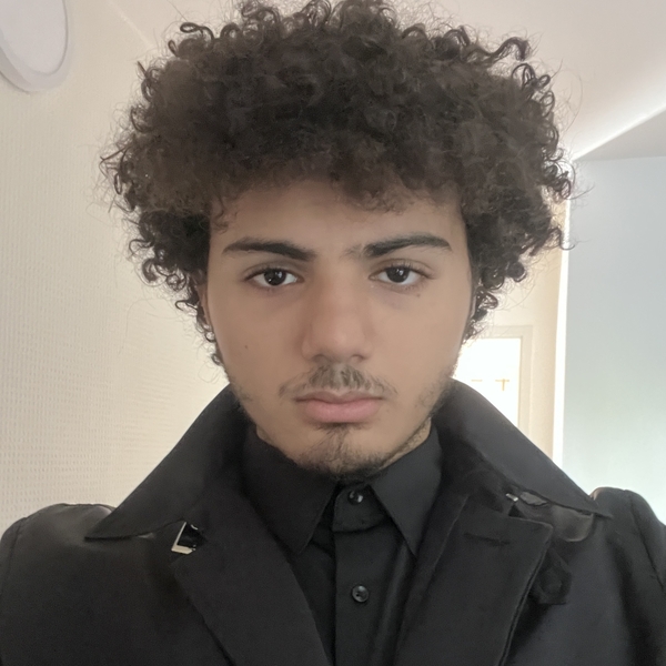 Lee - Prof de maths - Grenoble