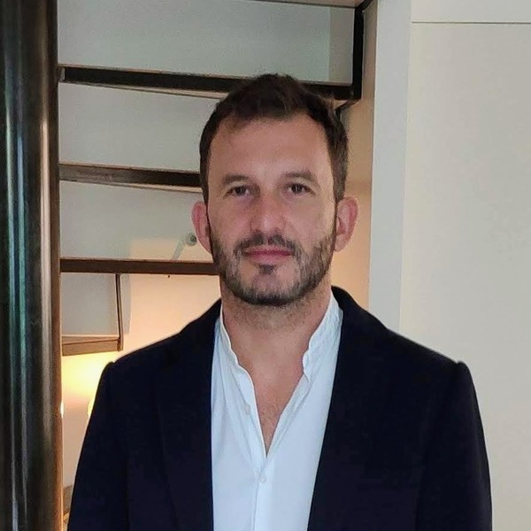 Julien - Prof d'initiation informatique - Nantes