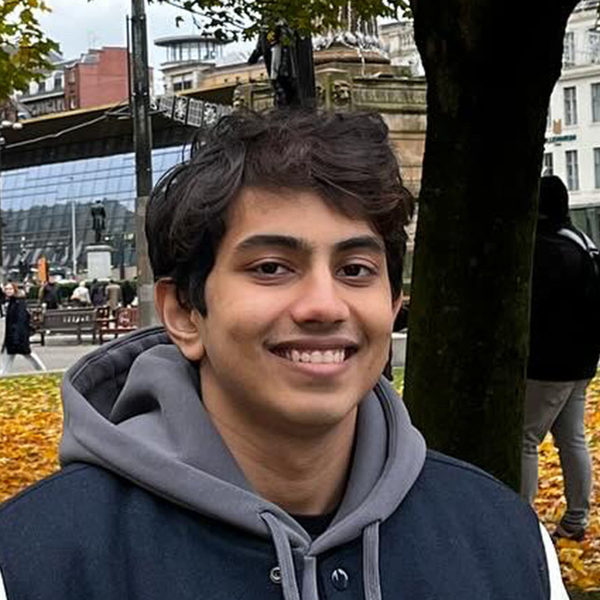 Sharvaj - Physics tutor - Glasgow