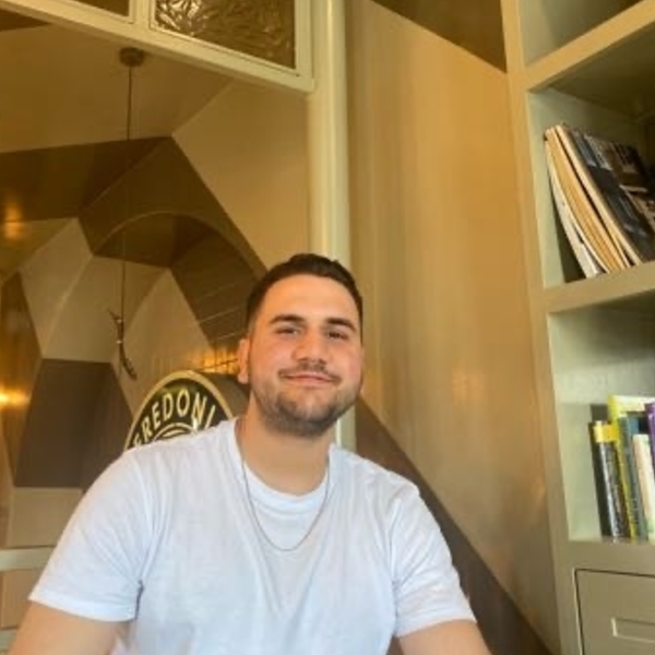 Ahmet - Matematik öğretmeni - Adana