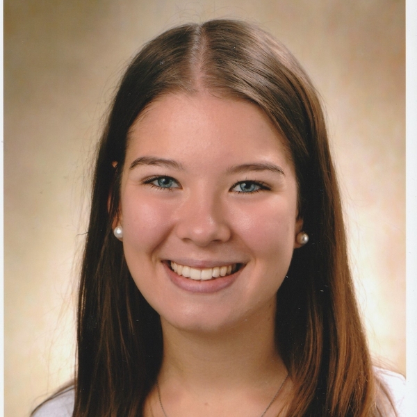 Julia - Lehrkraft für Deutsch - Kössen