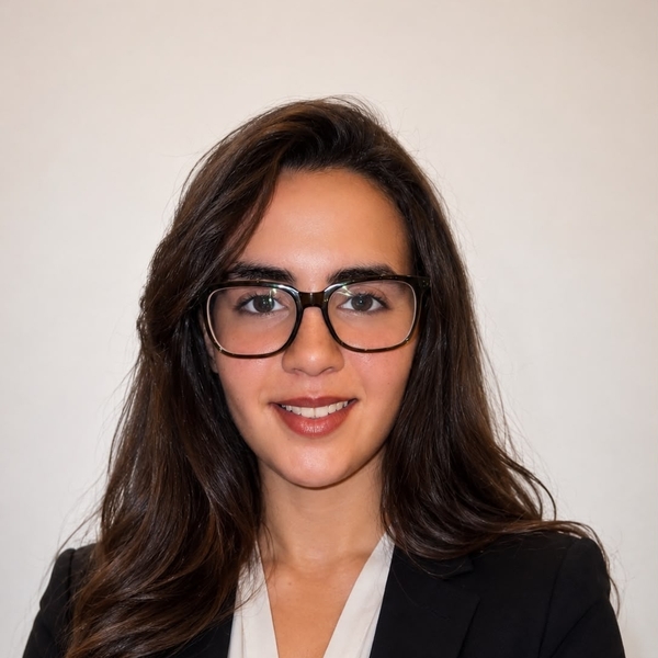 Oumayma - Prof d'anglais - Bordeaux