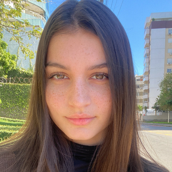 Mari - Professor de espanhol - Centro
