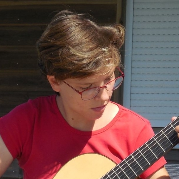 Alice - Prof de guitare - Paris