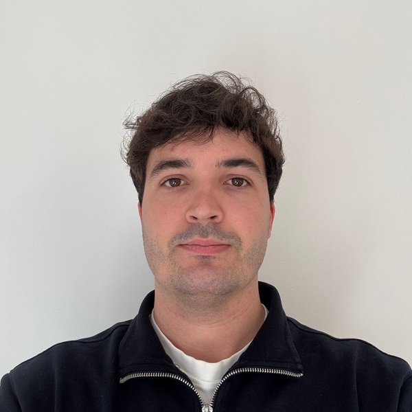 Rubén - Profesor de ingeniería - Pontevedra