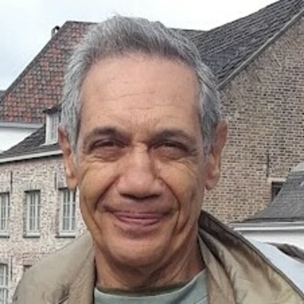 Semyon - Esol (english) tutor - Tucker