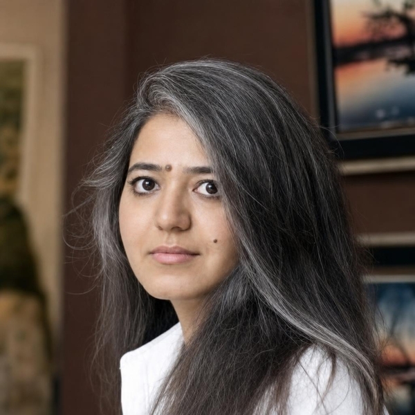 faiza - Painting teacher - Middlesbrough