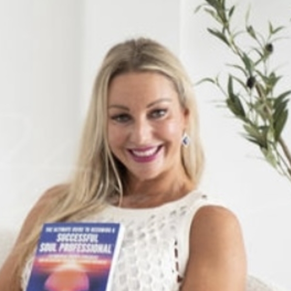 Samantha - Spanish tutor - Milton