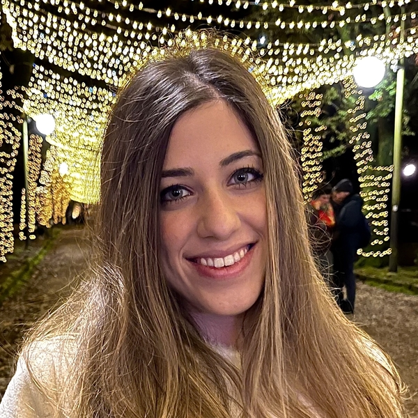 Elisa - Insegnante di ripetizioni - Roccalumera