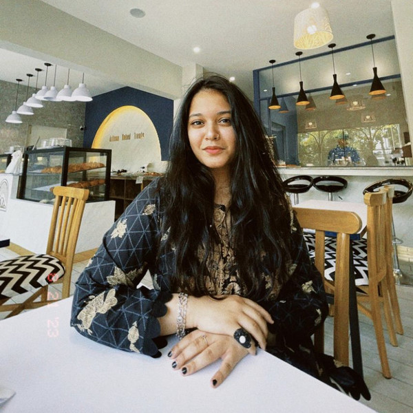 Aleezeh - English tutor - Coventry