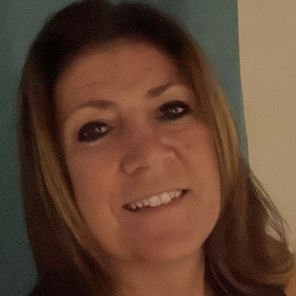 Silvia - Prof de chimie - Nice