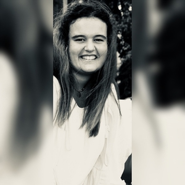 Madalena - Professor de Português - Lisboa