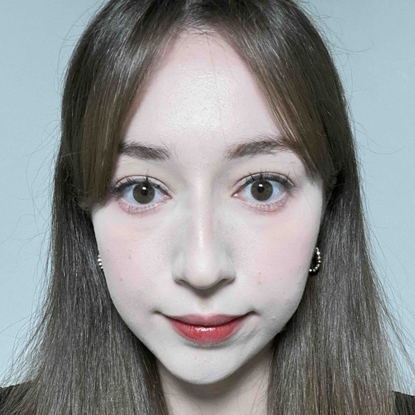 Amira - Economics tutor - London
