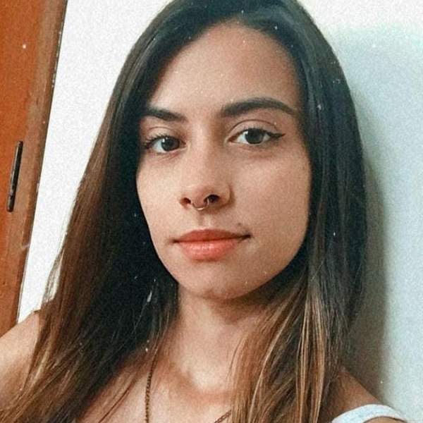 Gabi - Professor de biologia - Porto Alegre