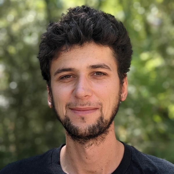 Paul - Prof de yoga - Paris 1er