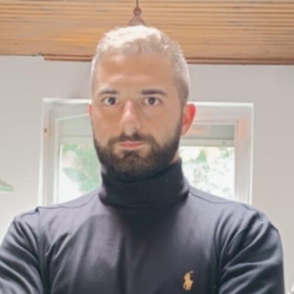 Maximilien - Prof de soutien scolaire - Liège