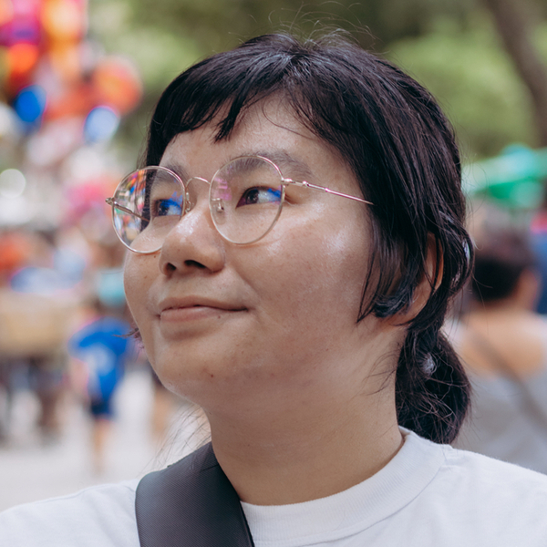 Yumi - Prof de redes sociais - 