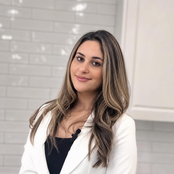 Alissa - Piano teacher - Windsor