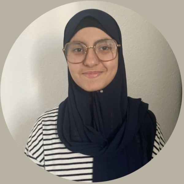 Samira - Prof d'aide aux devoirs - Romainville