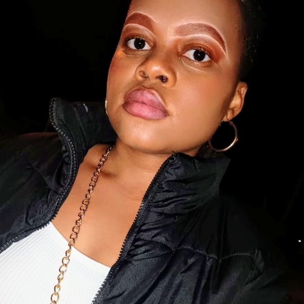 Esethu - English tutor - Gqeberha