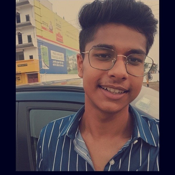 Nikhil - Maths tutor - Manipal