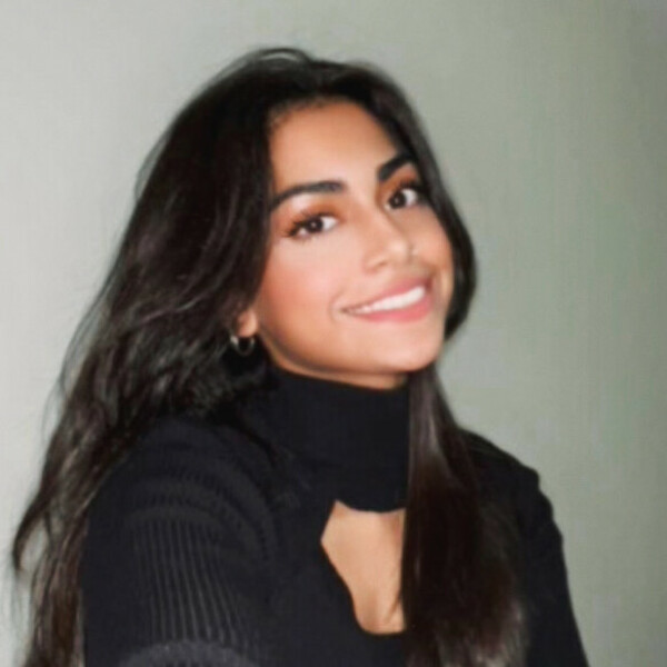 Fatima - Commerce tutor - Richmond
