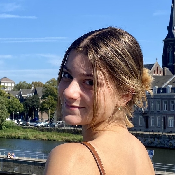 Eva - Prof d'aide aux devoirs - Ribeauvillé