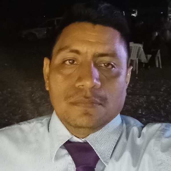 Victor Manuel - Profe de comunicación - Piura