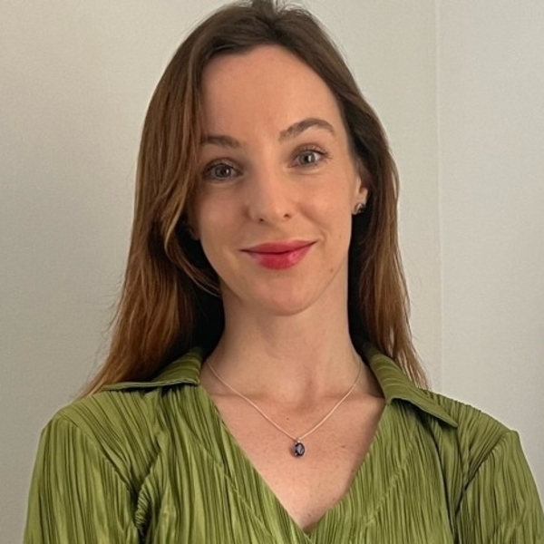 Trina - English tutor - London