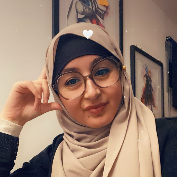 Asma - Prof d'anglais - Orly