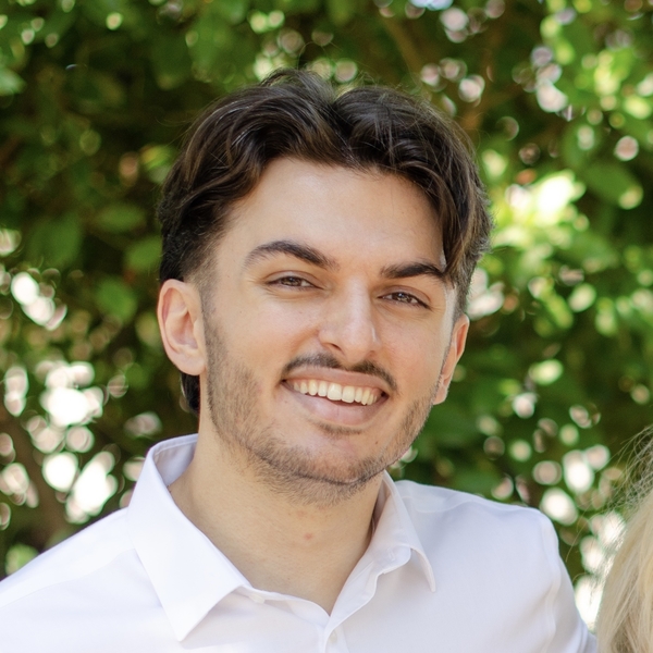 Adrien - Prof de développement personnel - Angers