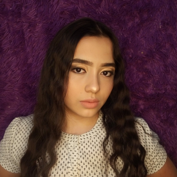 Laura - Profe de coreano - Medellín