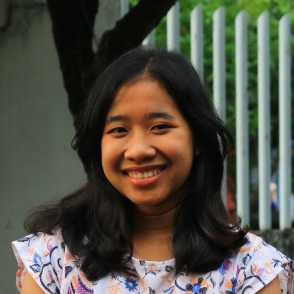Priska - Guru bahasa inggris - Kecamatan Tenggilis Mejoyo