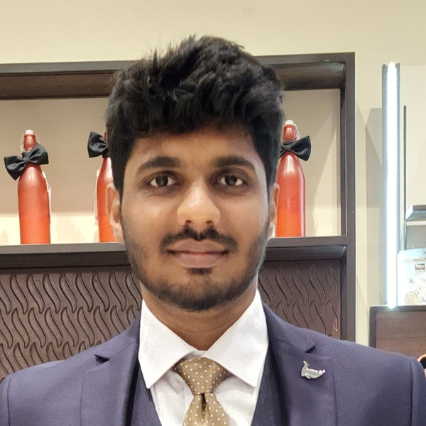Nithin - Computer programming tutor - Cambridge