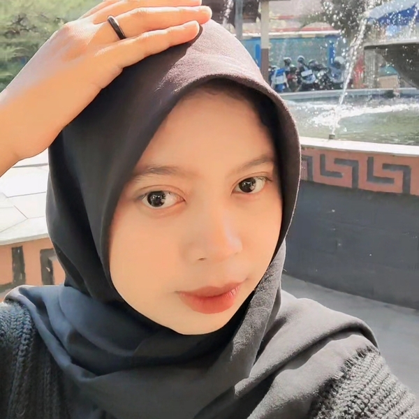 Intan - Guru menggambar - Kecamatan Pesantren
