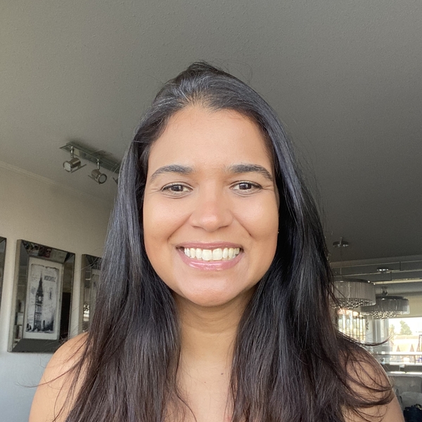 Juliana - profesor de anatomía - Maipú