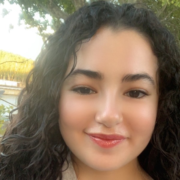 Sabrina - Prof de maths - Meudon