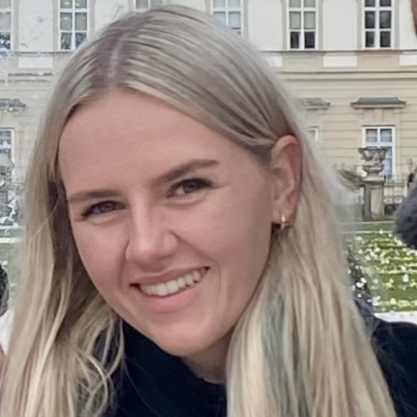 Sarah - Lehrkraft für Deutsch als Fremdsprache - Salzburg