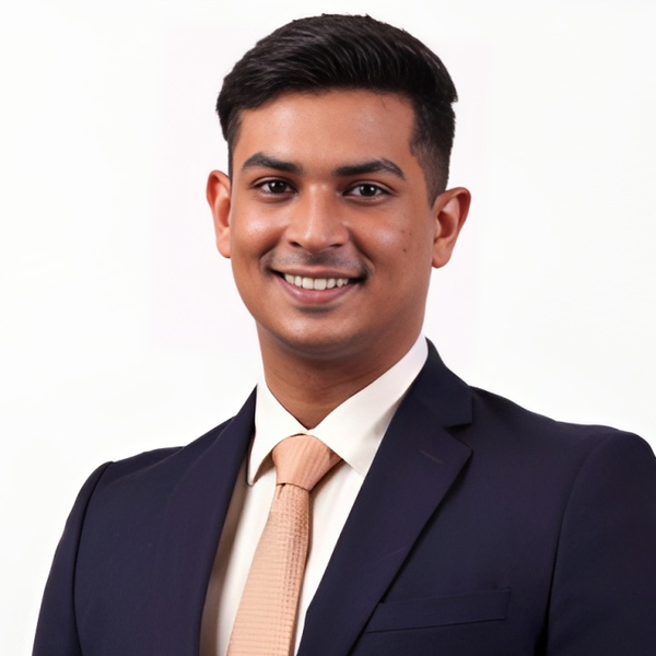 Kartik - Physics tutor - London