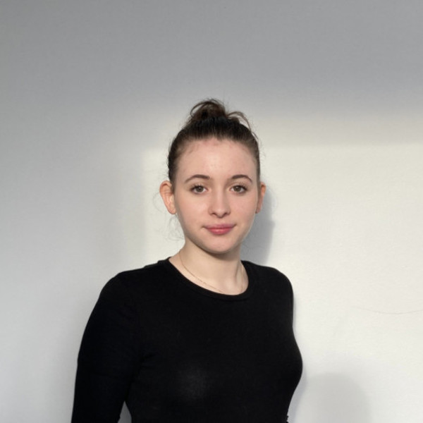Eloise - Prof d'anglais - Cernay