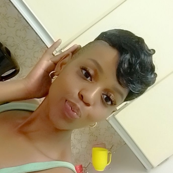 Ntombizodwa - English tutor - Standerton