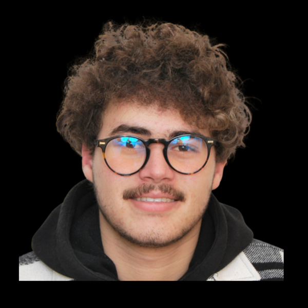 Akram - Prof de C - Paris